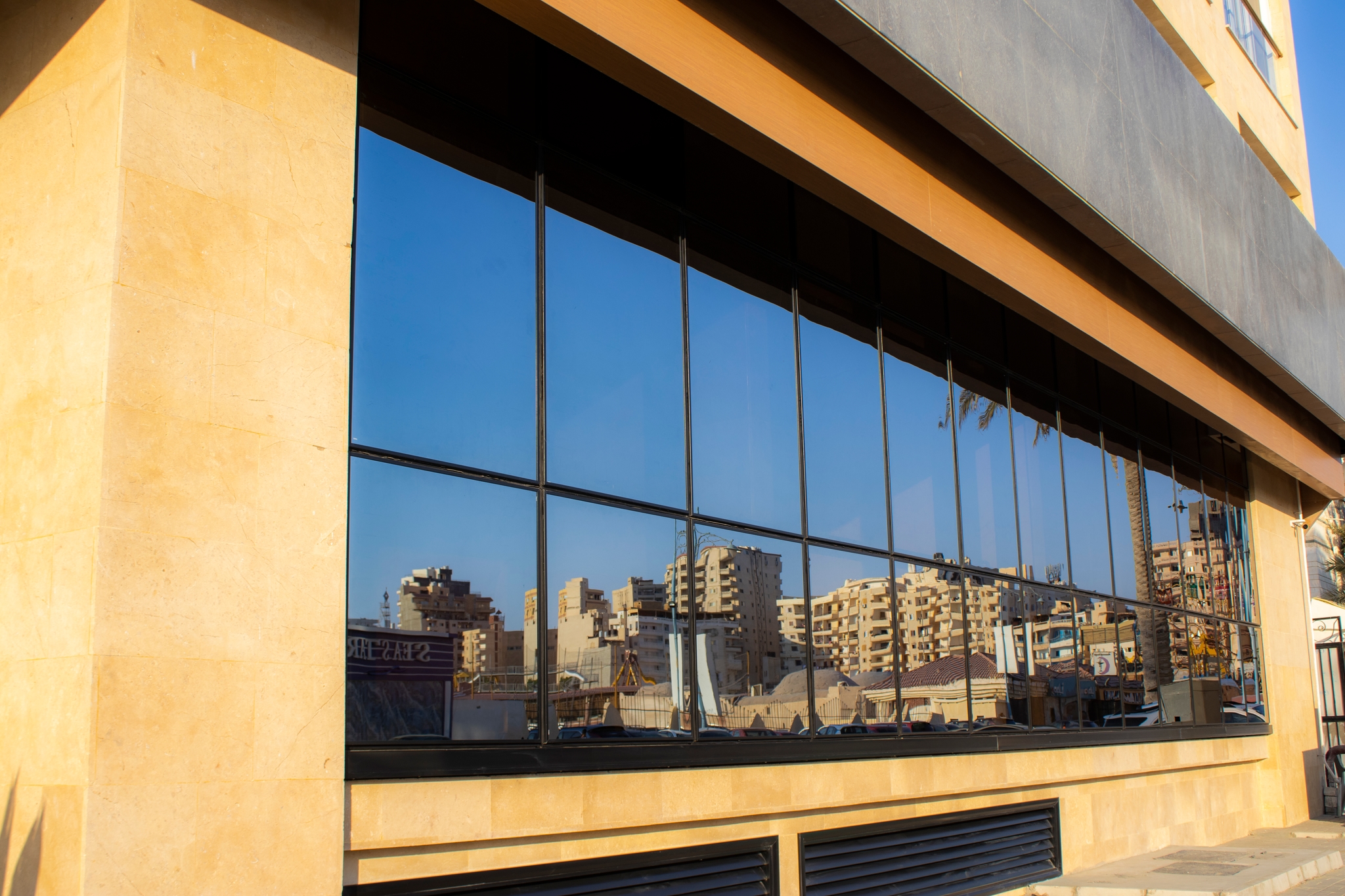 Residential Aluminum Facade – Sheikh Zayed